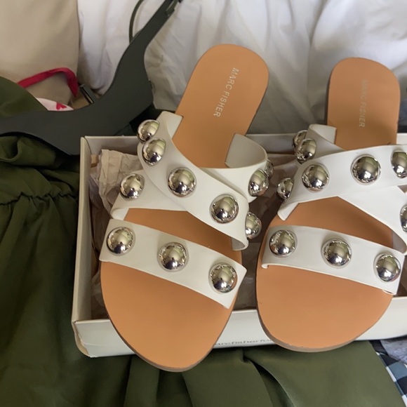 New marc fisher sandals - Picture 8 of 10